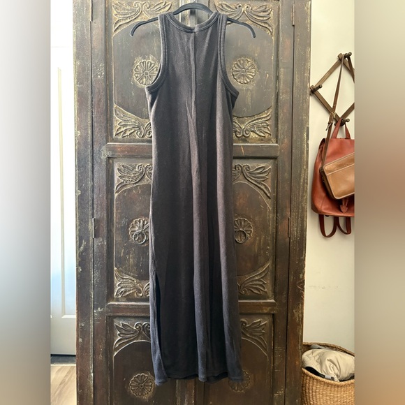 Old Navy Maternity Maxi Dress - Picture 2 of 3